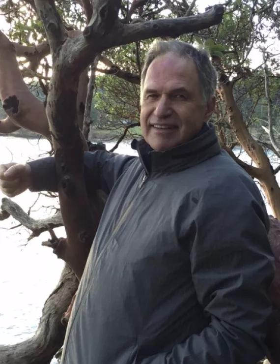 Photo of Beck Simon, IFS therapist