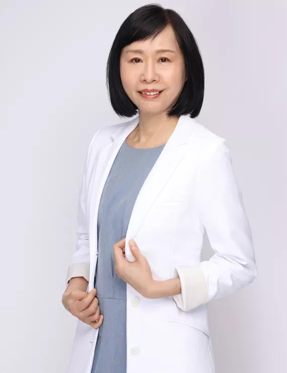 Photo of Lu ChenChen, IFS therapist