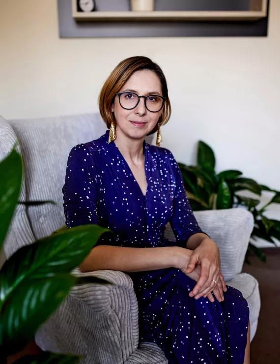 Photo of Zin Anna, IFS therapist
