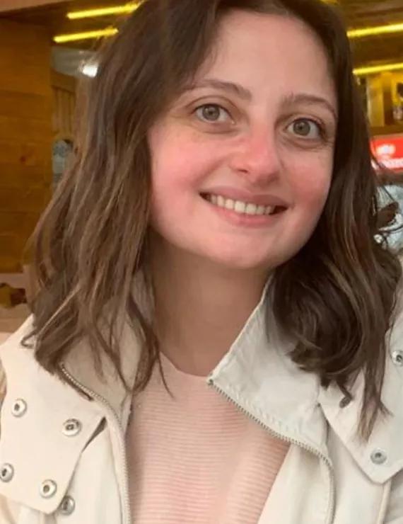 Photo of Abi Nader Cynthia, IFS therapist