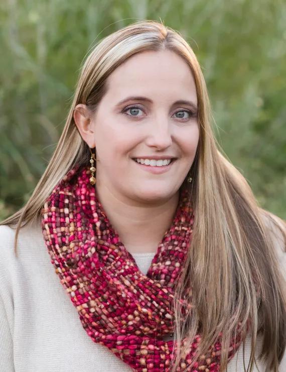Photo of Agar Kayla, IFS therapist