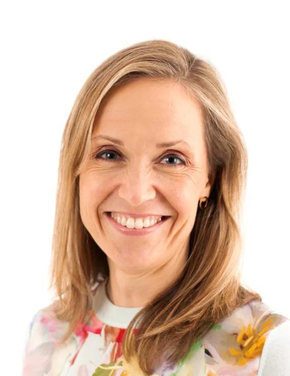 Photo of Alder Helena, IFS therapist