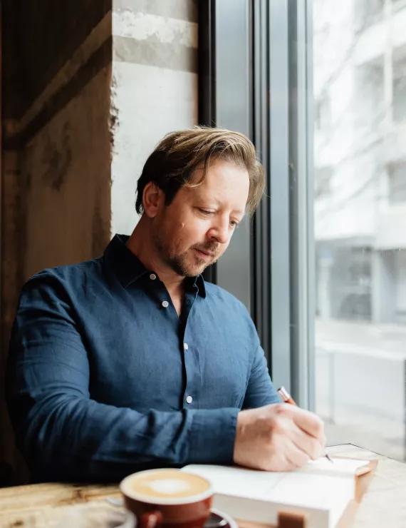 Photo of Cummins John, IFS therapist