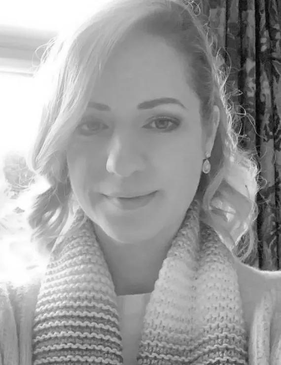 Photo of Douglas Aoife, IFS therapist