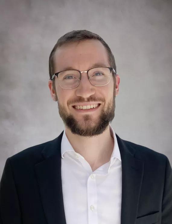 Photo of Forman Gavriel, IFS therapist