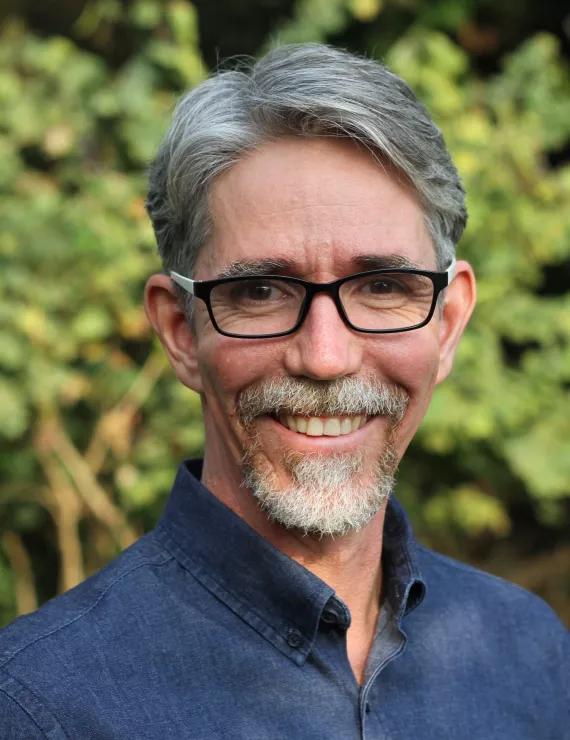 Photo of Gilmore Philip, IFS therapist