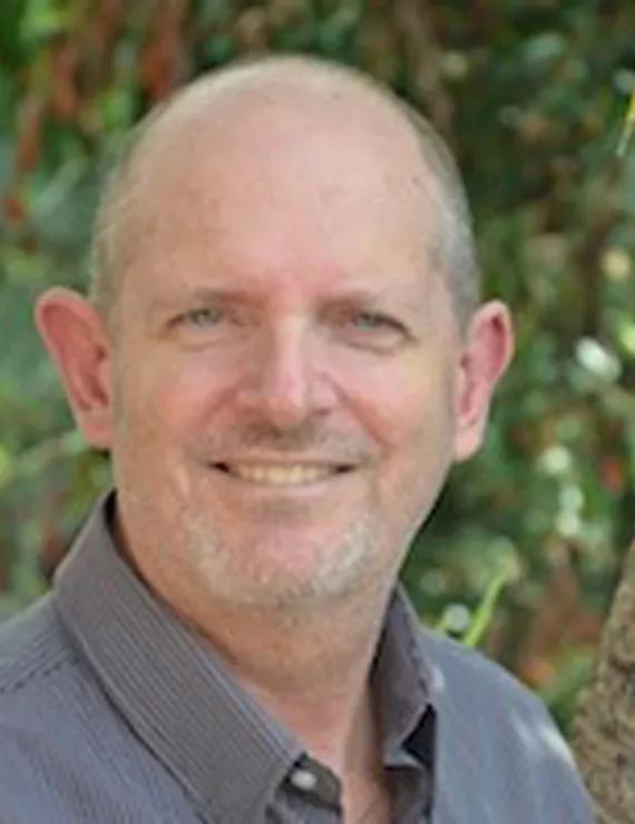 Photo of Letfus Dean, IFS therapist