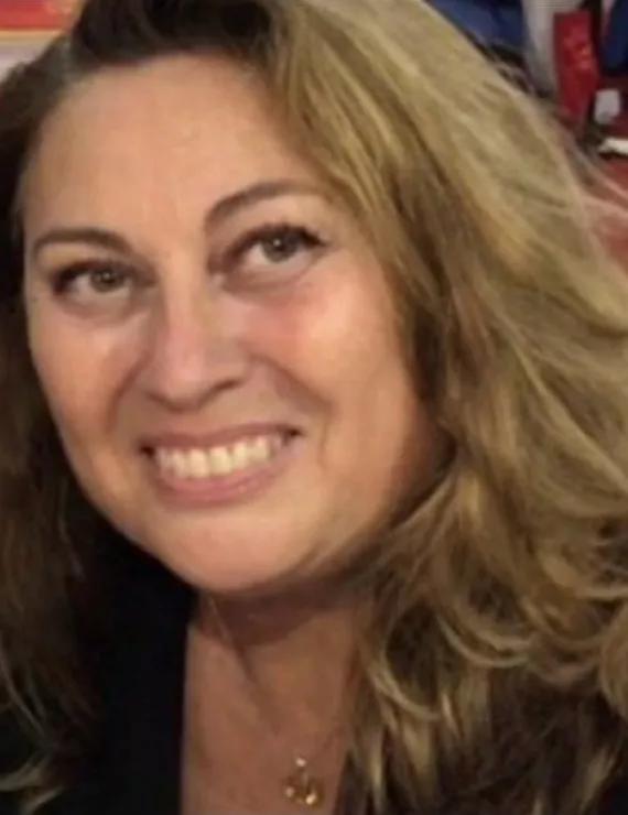 Photo of Mendelek Nadine, IFS therapist
