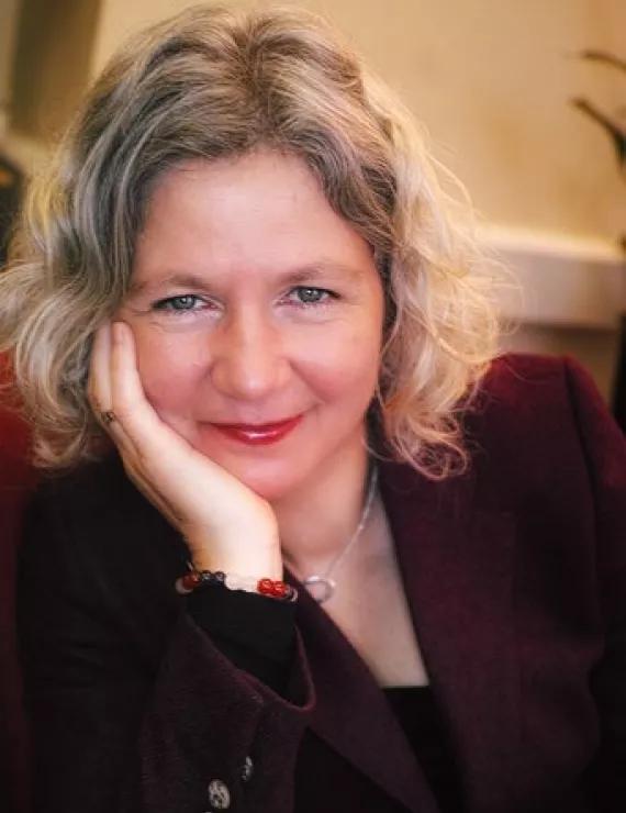 Photo of Tierney Marie, IFS therapist